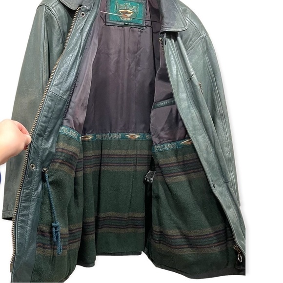 Vintage Northlands Forest Green Leather Coat size Medium - Picture 3 of 9